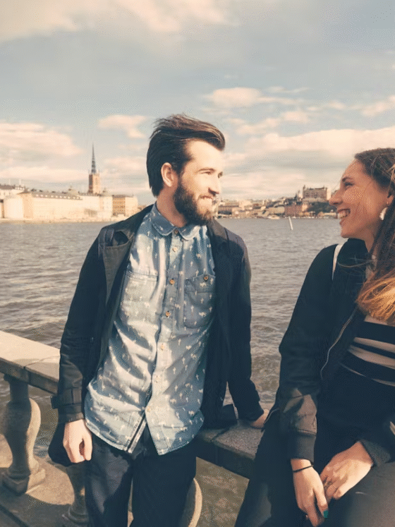 How to Maintain Long-Distance Friendships: A Complete Guide