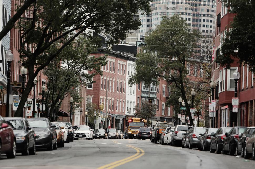 Navigating the Challenges of Street Parking in Busy Cities