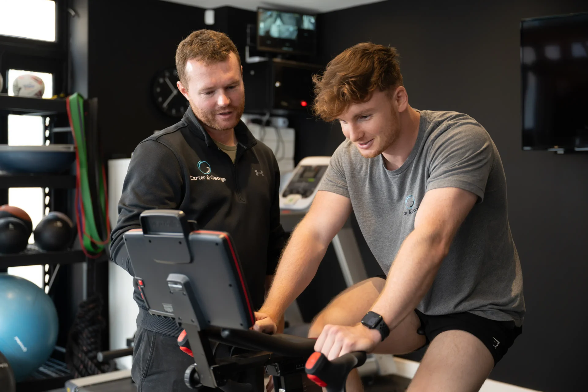 How to Choose the Right Personal Trainer for Your Fitness Journey